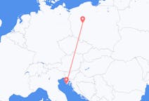 Flyreiser fra Pula, Kroatia til Poznań, Polen