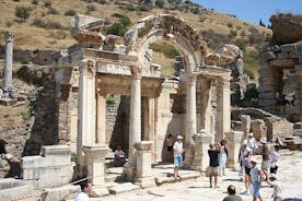 3 päivän kohokohdat Egeanmeren kiertueella Ephesus & Pamukkale & Priene & Miletus & Didyma