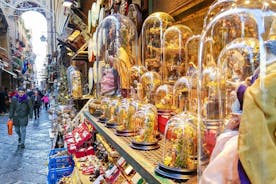 Naples in Christmas Time Tour with San Gregorio Armeno Market & City Highlights
