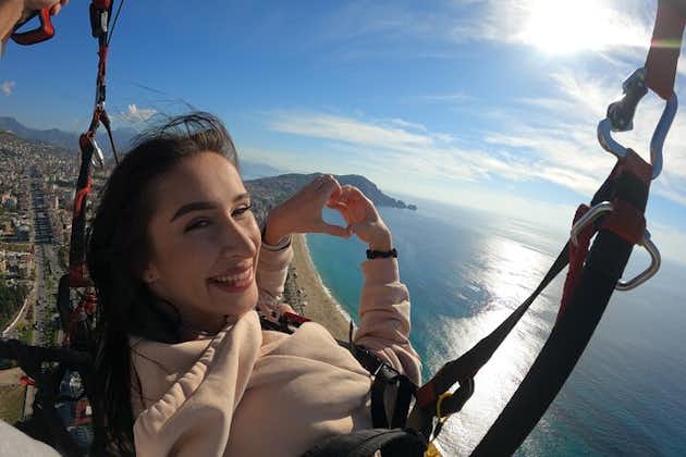 Tandem-paragliding in Alanya met professionele gediplomeerde piloten