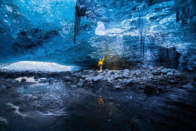 Tour della grotta di ghiaccio di cristallo dalla Laguna del ghiacciaio di Jokulsarlon