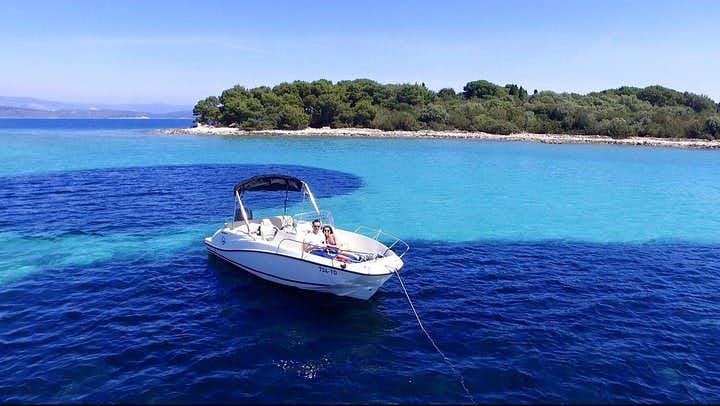 Blue Lagoon et l'île de Solta de Split-Private Tour