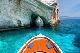 Private Day Tour To Shipwreck And Blue Caves by Boat in Zakynthos