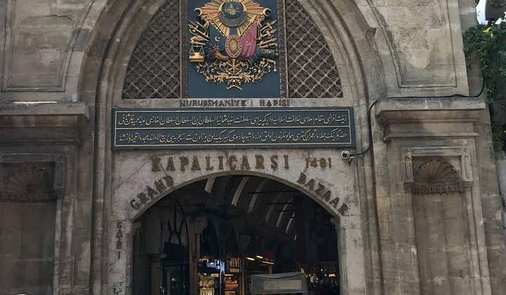 Private Shopping in Grandbazaar & Spicebazaar Istanbul with Local