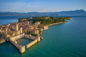 Sirmione Lake Garda & Brescia, privat guidet tur fra Milano