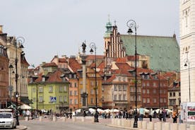 Historisk guidad liten grupptur i Warszawa med hämtning/lämning. Offentlig rundtur.