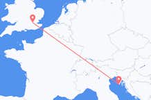 Flyreiser fra Pula, til London