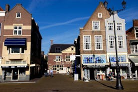 Vandringstur i Delft - staden orange och blått