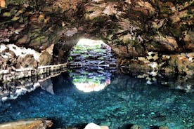Kierros Jameos del Aguassa, Cueva de los Verdesissä ja näköalapaikassa kallioilta