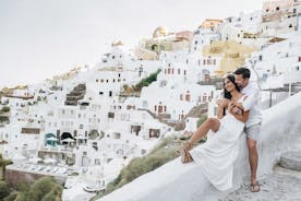 Private Vacation Photography Session with Local Photographer in Santorini