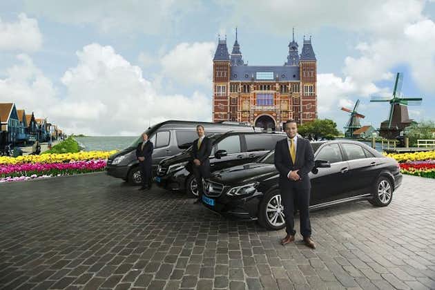 Traslado privado en taxi o autobús de 1 a 15 personas del aeropuerto de Ámsterdam a Weeze