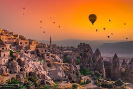 Voor cruisers: Istanbul & Cappadocië Tour - ballonvaart, kameelsafari
