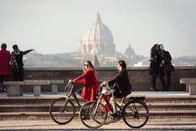 Romersk utsikt med førsteklasses elektrisk sykkel 