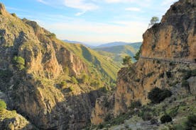 El Saltillo Gorge und White Village Wandertour von Malaga