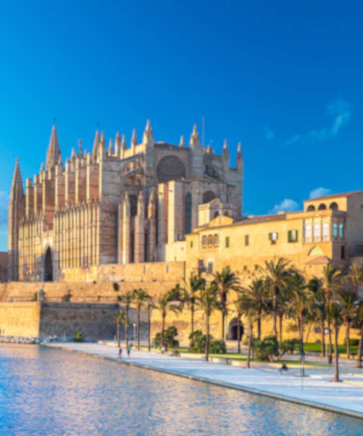 Flights from the city of Reykjavik to the city of Palma de Mallorca
