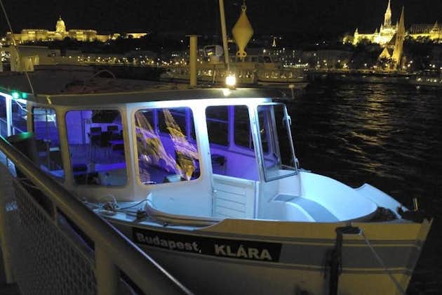 Croisière romantique en bateau Saint-Valentin d'une heure pour les couples à Budapest
