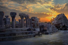Privat halvdag Echmiadzin katedral, Hripsime og Zvartnots tempel fra Jerevan