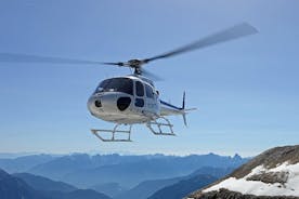 Private helicopter flight to Stockhorn mountain, with view to the Swiss Alps