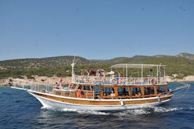 Bodrum Boat Trip with Lunch, Beer, Wine and All Soft Drinks