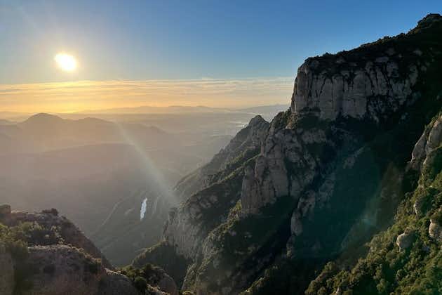 Barcelona: Montserrat Half Day, Sunrise or Sunset and 2 Museums
