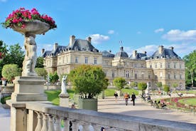 Luxembourg City Private Walking Tour with Local Guide