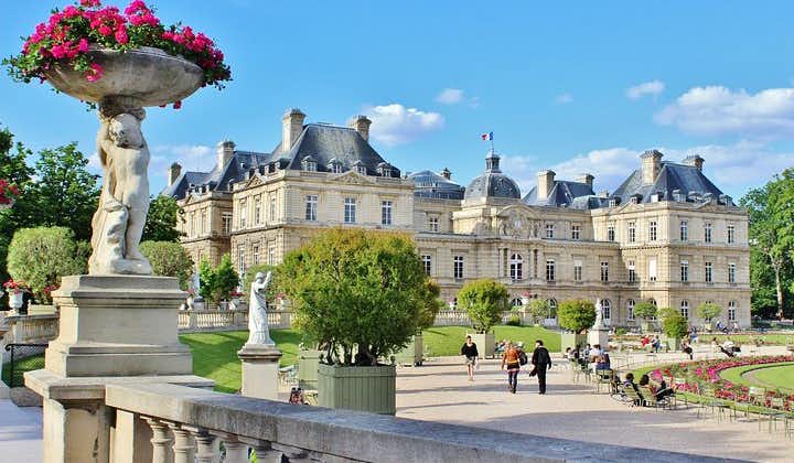 Luxembourg City Private Walking Tour with Local Guide
