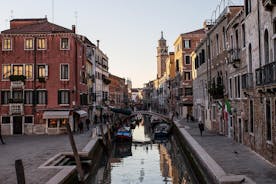 Dorsoduro, the art district of Venice - Private Walking Tour
