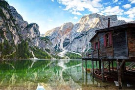 Une journée parmi les plus belles montagnes du monde, les Dolomites et le lac de Braies