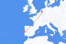 Flug frá Lissabon, Portúgal til Maastricht, Hollandi