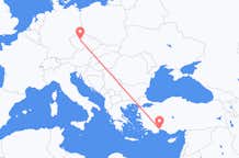 Flyg från Antalya till Prag