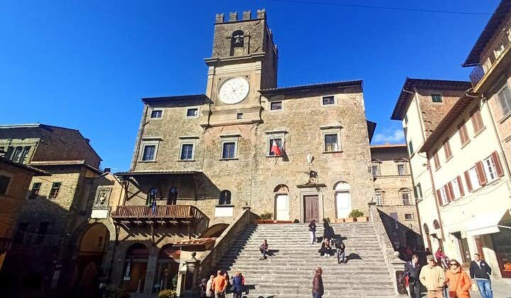 Privat kunst- og vintur i Cortona og Montepulciano, med lunsj og 2 vinsmakinger