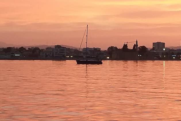 Privé zeilcruise bij zonsondergang in Larnaca