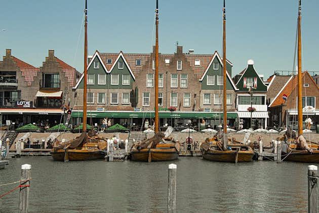 Private Day Trip Tour to Marken & Volendam with a local