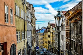 Trasferimento privato da Dresda a Praga con 2 ore per visitare la città