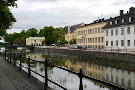 Privat medeltida skräck och mörk folktro-vandring Uppsala