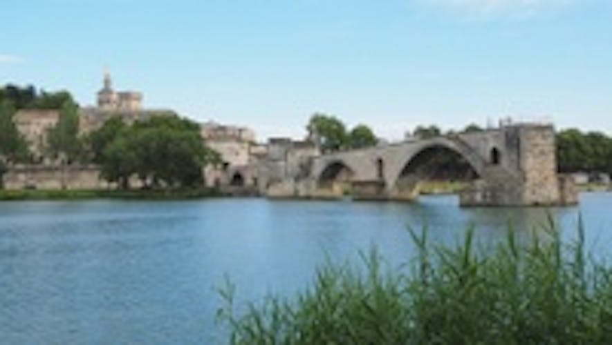 Photo of Pont Saint-Benezet -avignon-france.