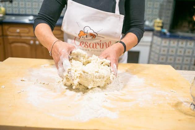 Comparta su amor de pasta: clase de pasta y tiramisú en grupos pequeños en Pisa