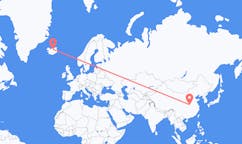 Fly fra byen Nanyang til byen Akureyri