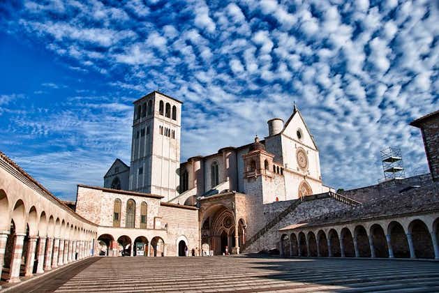Assisi-stad met gastronomische lunch en wijnkust Excursie vanuit de haven van Civitavecchia