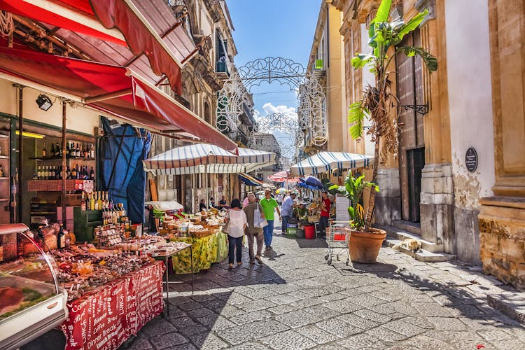 Photo of Palermo street market. In Palermo is a very popular open air street market.