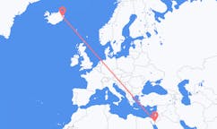 航班从约旦亚喀巴市到埃伊尔斯塔济市，冰岛塞尔
