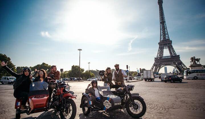 乘坐老式边车摩托车的巴黎亮点城市之旅