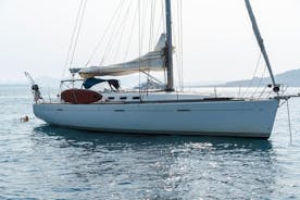 Private cruise to Cap d'Antibes and the Lérins Islands by sailboat