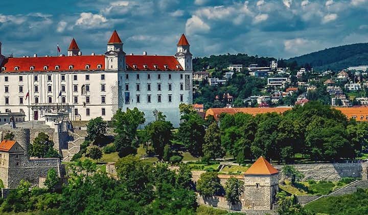 Great Bratislava City Tour - Presporacik Oldtimer 