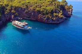 Marmaris Boat Trip with Lunch and Unlimited Drinks