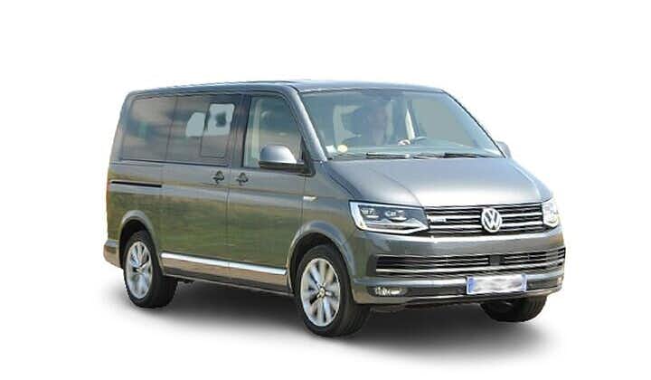 Private Transfer from Dublin airport to Dublin city center - One way Minivan