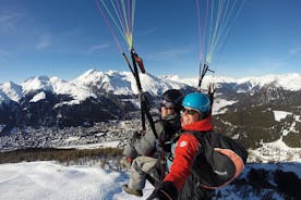 Davos helt gratis flygande skärmflygning Tandemflyg 1 000 meter högt