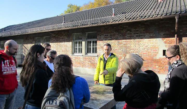 뮌헨에서 출발하는 기차와 함께하는 가이드 다하우 강제 수용소 기념관 투어