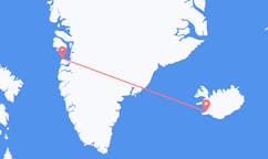 Vols de la ville d'Aasiaat, le Groenland vers la ville de Reykjavik, Islande