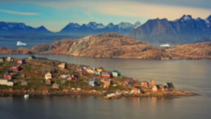 Flights from Maniitsoq, Greenland to Kulusuk, Greenland